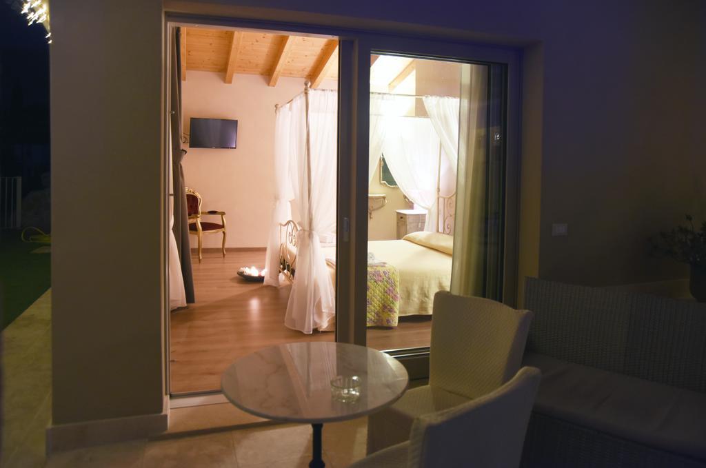 Agriturismo Le Fontane Sale Marasino Exterior photo